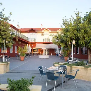 Hotel Mitra Crisalida, Cabra